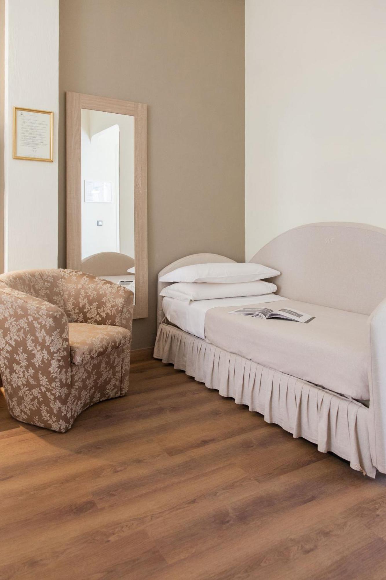 Hotel Tina Diano Marina Extérieur photo